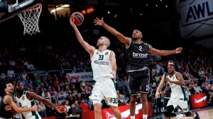 Δεν έφτανε ο Καλάθης (vid)