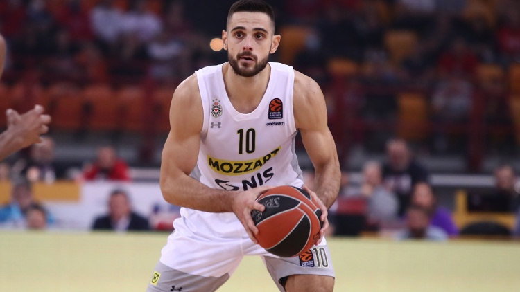 Παπαπέτρου: «Δεν έχω αποφασίσει - Θα δώσει πολλά ο Λεσόρ, ο Σλούκας είναι αθληταράς»