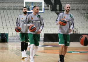 Ξεκίνησε για Μπαρτσελόνα το «τριφύλλι»