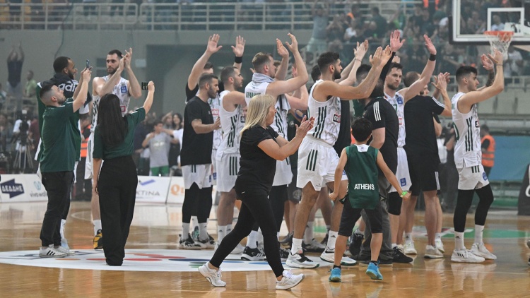 Παναθηναϊκός: «Καταδικάζουμε τη ρίψη οξειδανίου και κρεμώδους τροφής - Να ασχοληθούν οι αρμόδιοι με τον Μπαρτζώκα»