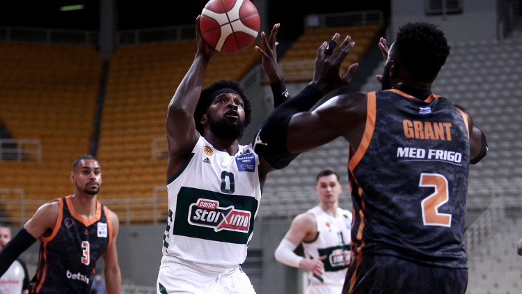 Μακ: «Στόχος μας είναι η κατάκτηση του νταμπλ»