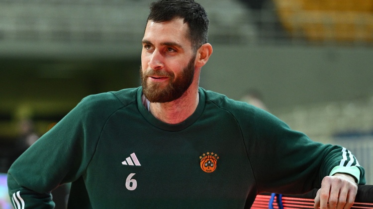 Έτοιμος ο Παπαγιάννης - Έφτασε στο Ηράκλειο ο Παναθηναϊκός