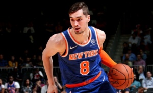 Ο Χεζόνια είδε το ντέρμπι (pic)