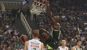 Το «θρίλερ» με Ζαλγκίρις από την παρακάμερα της ΚΑΕ (vid)