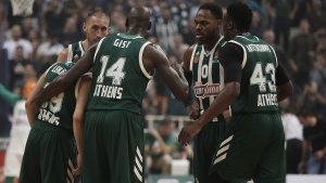 Αυτοί σφυρίζουν με Μπαρτσελόνα (pic)