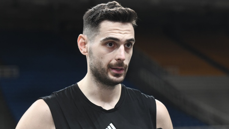 Παπαπέτρου: «Αν είμαστε σωστοί αμυντικά θα πάει καλά για εμάς το ματς»