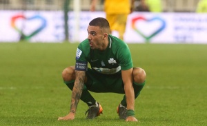 Παραμένουν οι ενοχλήσεις για Κουρμπέλη