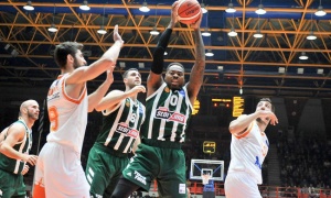 Τόμας: «Από την πρώτη ημέρα άκουγα να κερδίσουμε τον Ολυμπιακό»