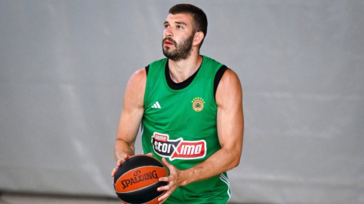 Φόρεσε τα πράσινα ο Ρογκαβόπουλος και ξεκίνησε τις προπονήσεις στον Παναθηναϊκό (pics)